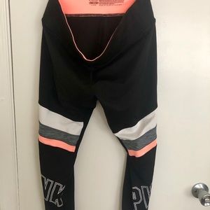 Victoria Secret Pink Workout Leggings